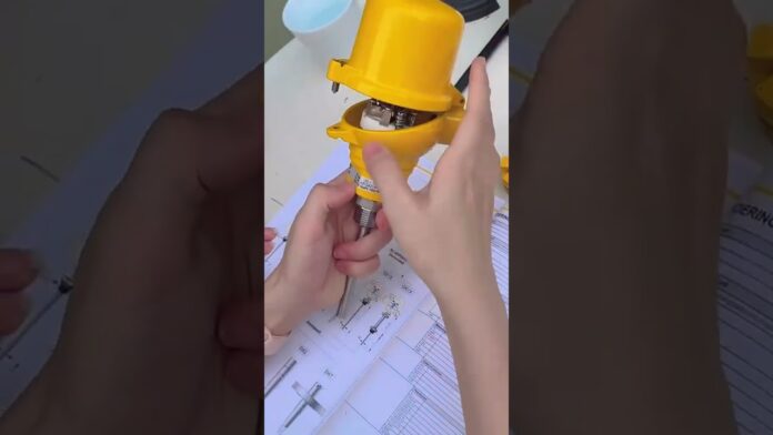 “Bí quyết chọn mua cảm biến nhiệt độ Model CT-GB1 của APLISENS để đạt được hiệu suất tối ưu trong ngành công nghiệp”