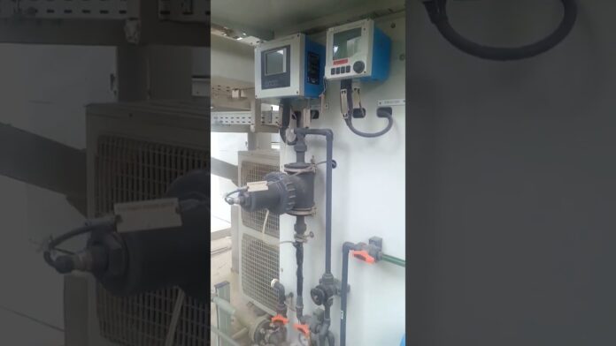 Giới thiệu Endress + Hauser CM42 Turbidity and conductivity and oil in water and PH