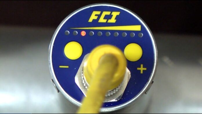 Bí quyết sử dụng thiết bị đo lường FS10 Series Flow Monitor – Chức năng các nút bấm