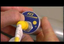 “Những Lợi Ích Của Thiết Bị FS10A Analyzer Flow Switch/Monitor – Chức Năng Của Nút Nhấn”