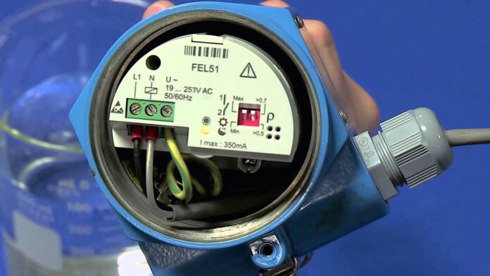 Bí quyết sử dụng và tối ưu hóa Liquiphant M FTL51 with FEL51 Electronics Setup trong phòng thí nghiệm và tự động hóa công nghiệp