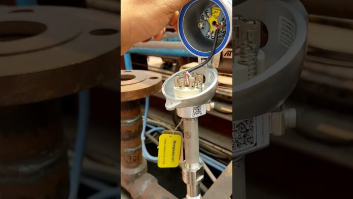 Rosemont RTD with headmounted Temperature Transmitter ll #instrumentation #rtd #transmitter #shorts APLISENS Việt Nam | Distributor